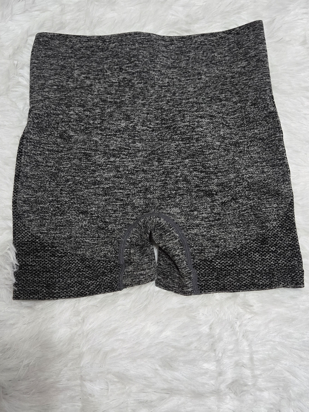 Seamless High-Waist Athletic Shorts - Charcoal Gray